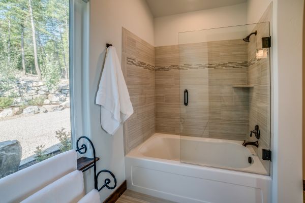 Cost of Tub Conversion Service in Duluth